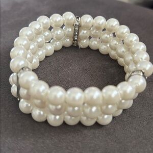 Elegant Pearl Beaded Bracelet